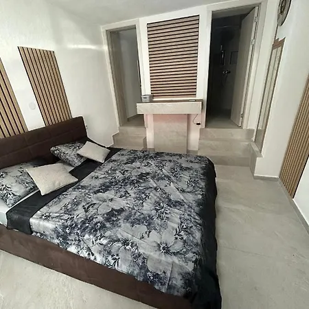Studio Apartman Deluxe Nal Lägenhet